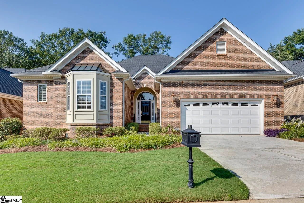 Kenwood, Greenville Community