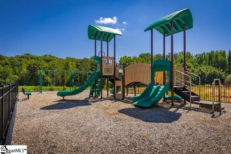 Property image 4 at 4096 Chessgrove Way, Spartanburg, SC 29307