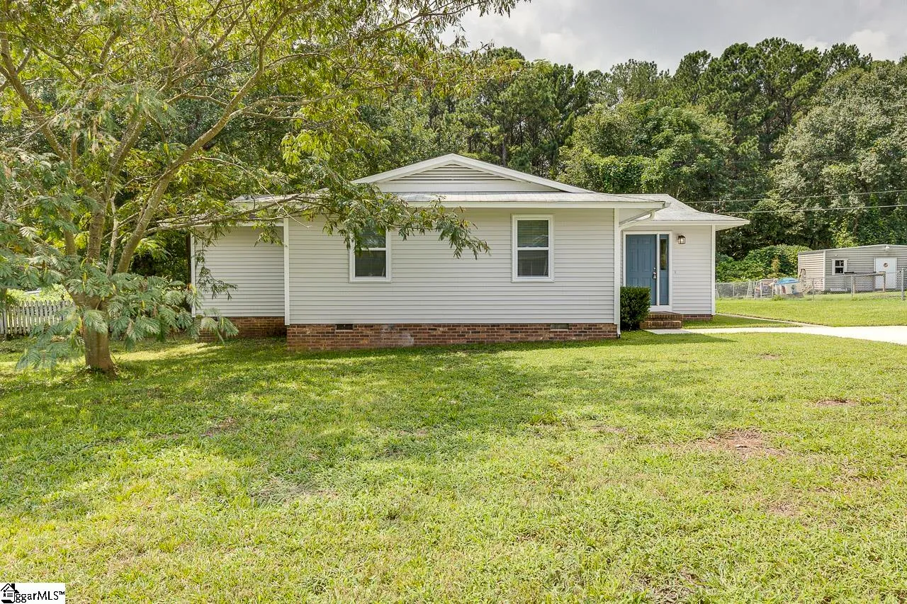 Property image 3 at 212 Georgetown Road, Easley, SC 29640