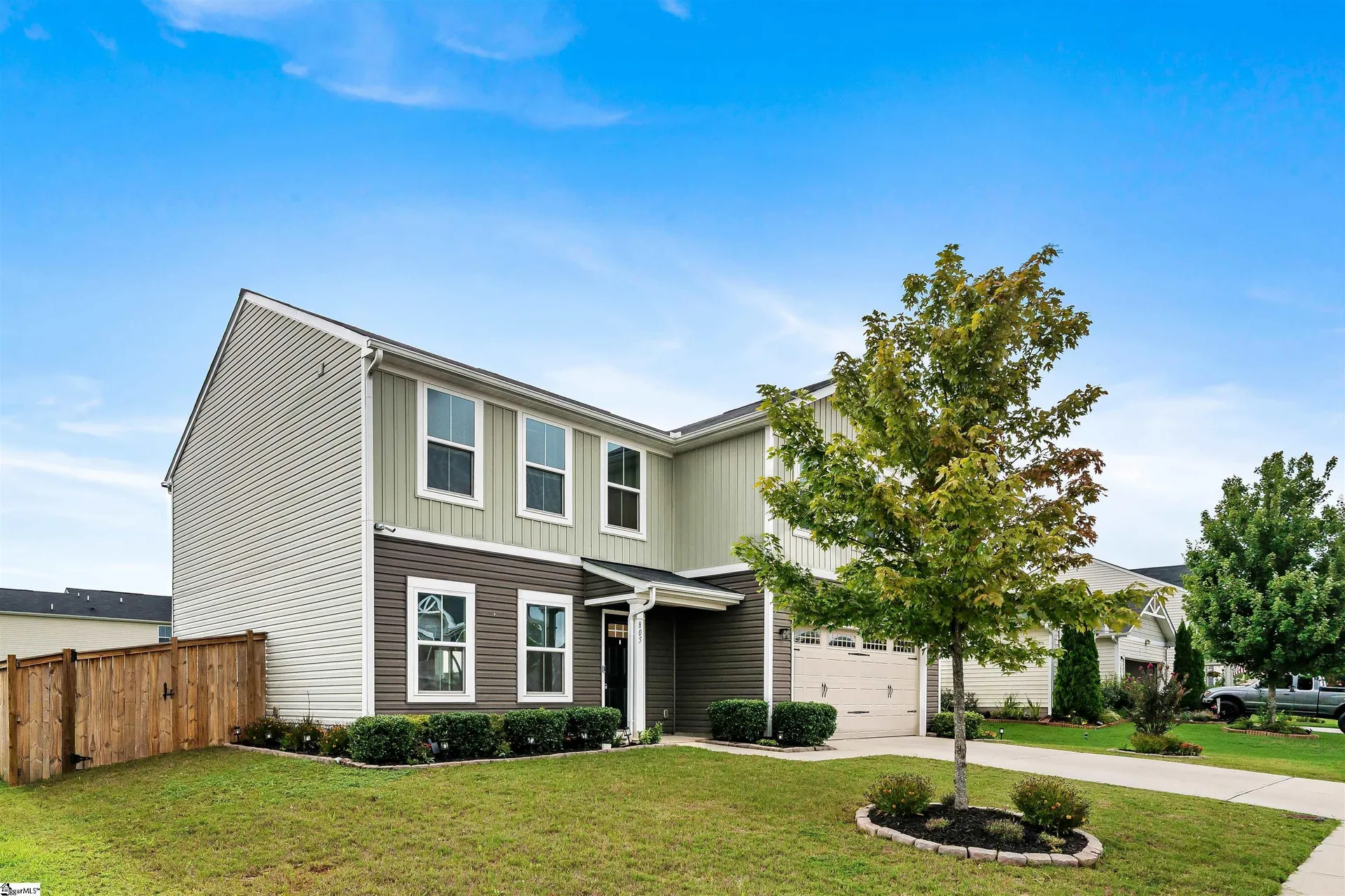 Property image 3 at 805 Danforth Drive, Greenville, SC 29617