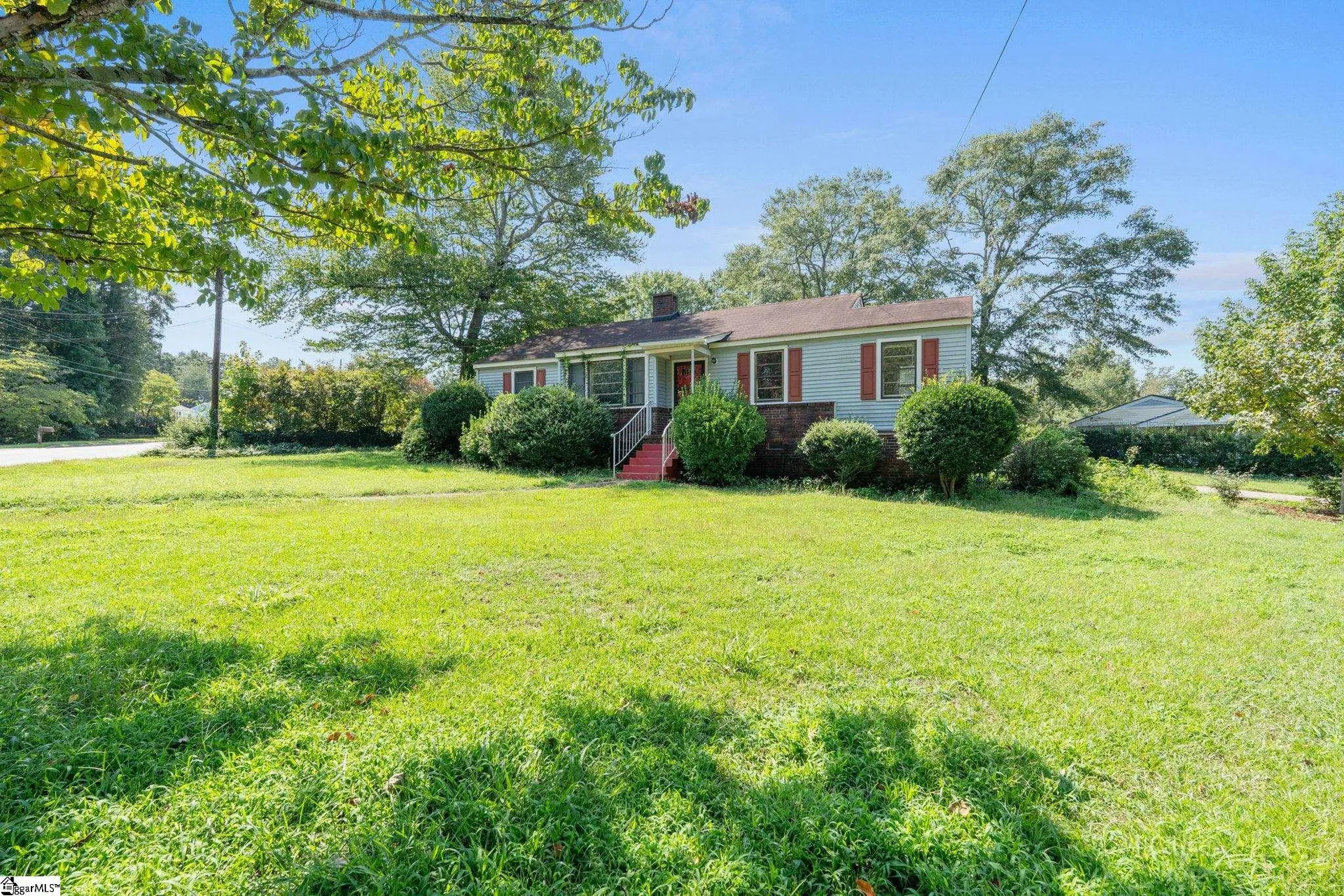 Property image 2 at 122 Legrand Boulevard, Greenville, SC 29607