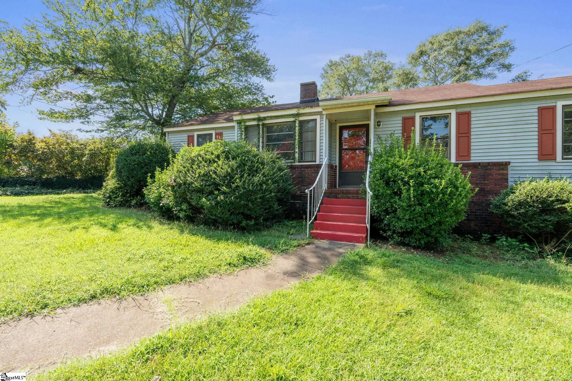 Property image 3 at 122 Legrand Boulevard, Greenville, SC 29607
