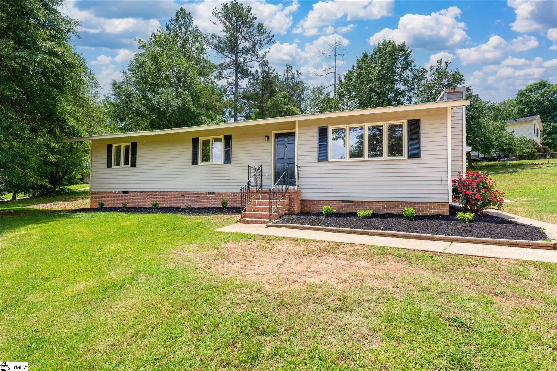 107 Sherry Lane