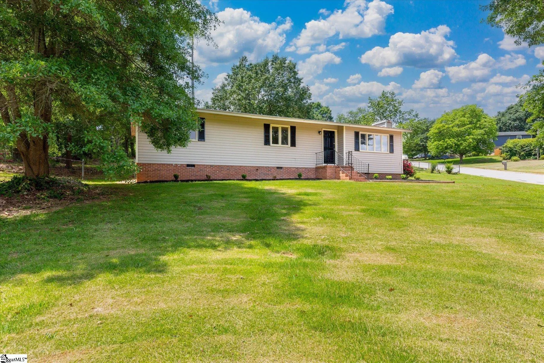 Property image 3 at 107 Sherry Lane, Easley, SC 29640