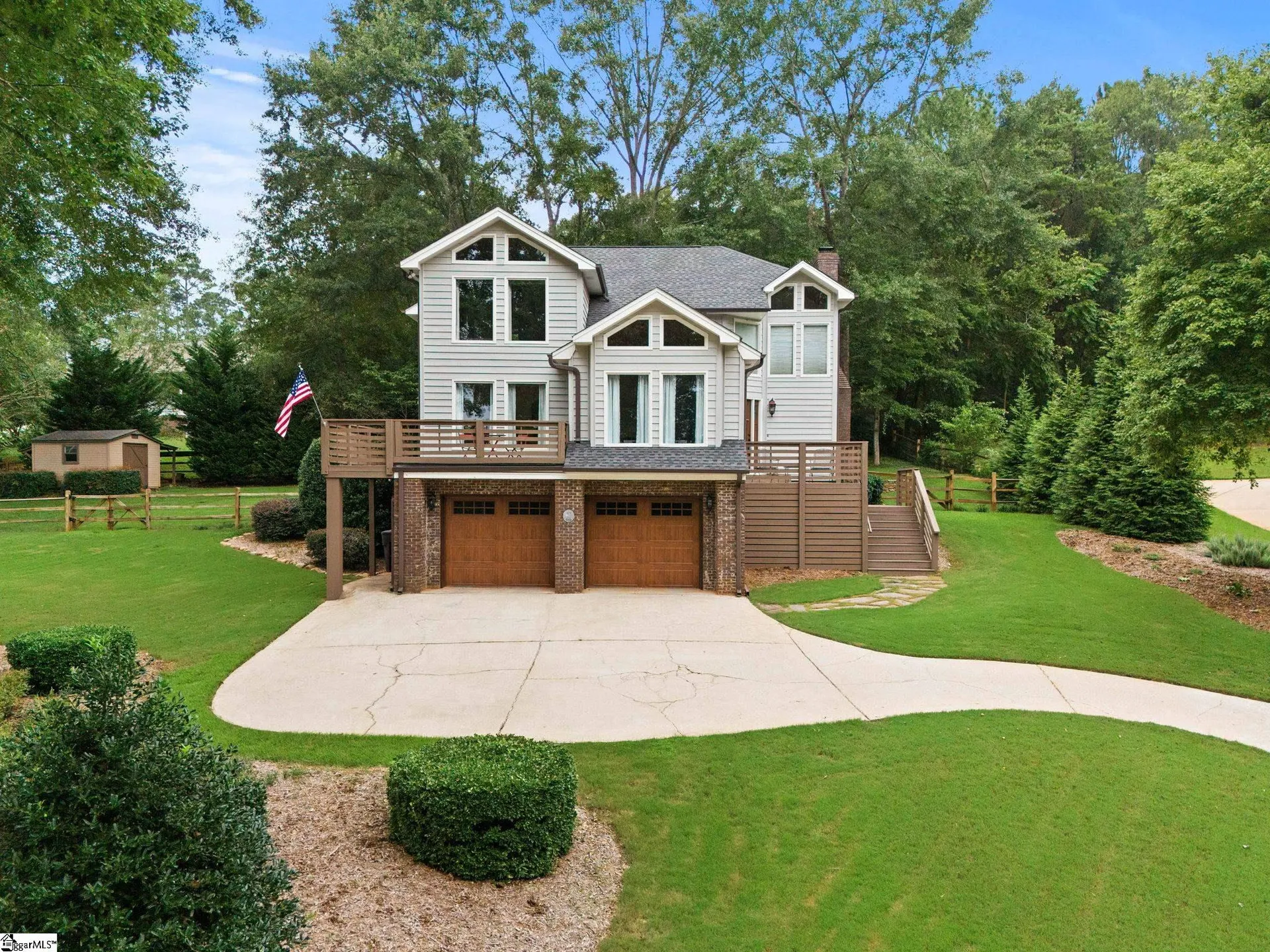 Property image 2 at 323 Bass Cove Drive, Taylors, SC 29687