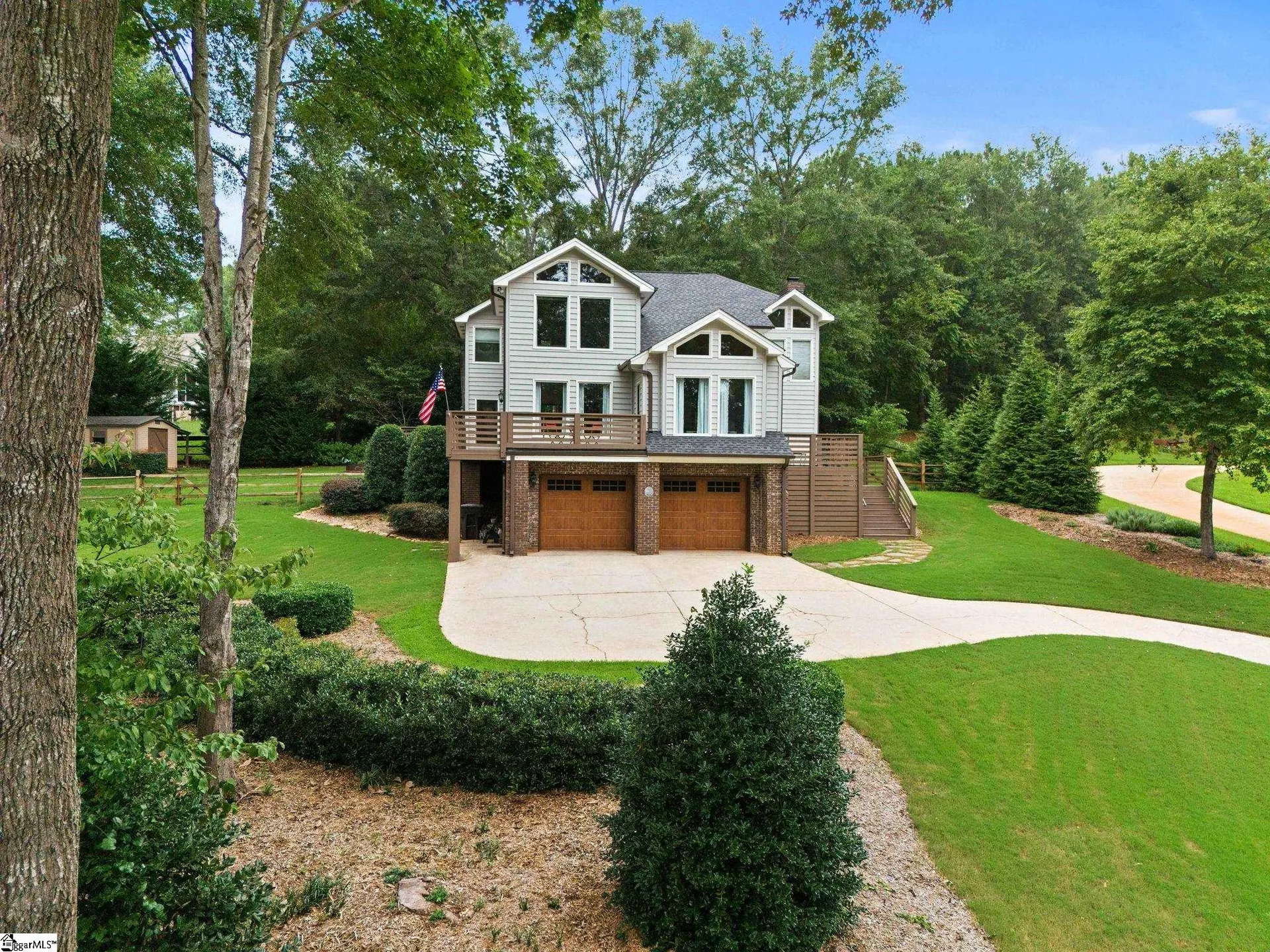Property image 3 at 323 Bass Cove Drive, Taylors, SC 29687
