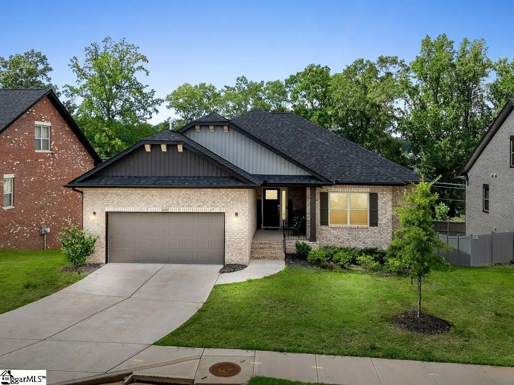 Property image 2 at 400 Rolling Waters Drive, Greenville, SC 29605
