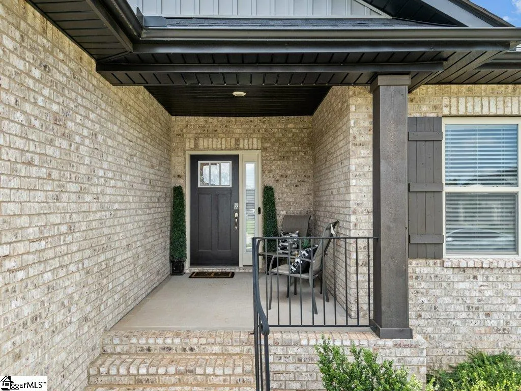 Property image 5 at 400 Rolling Waters Drive, Greenville, SC 29605