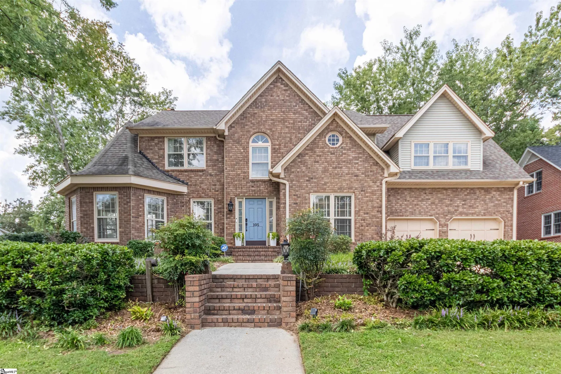105 W Silverleaf Street