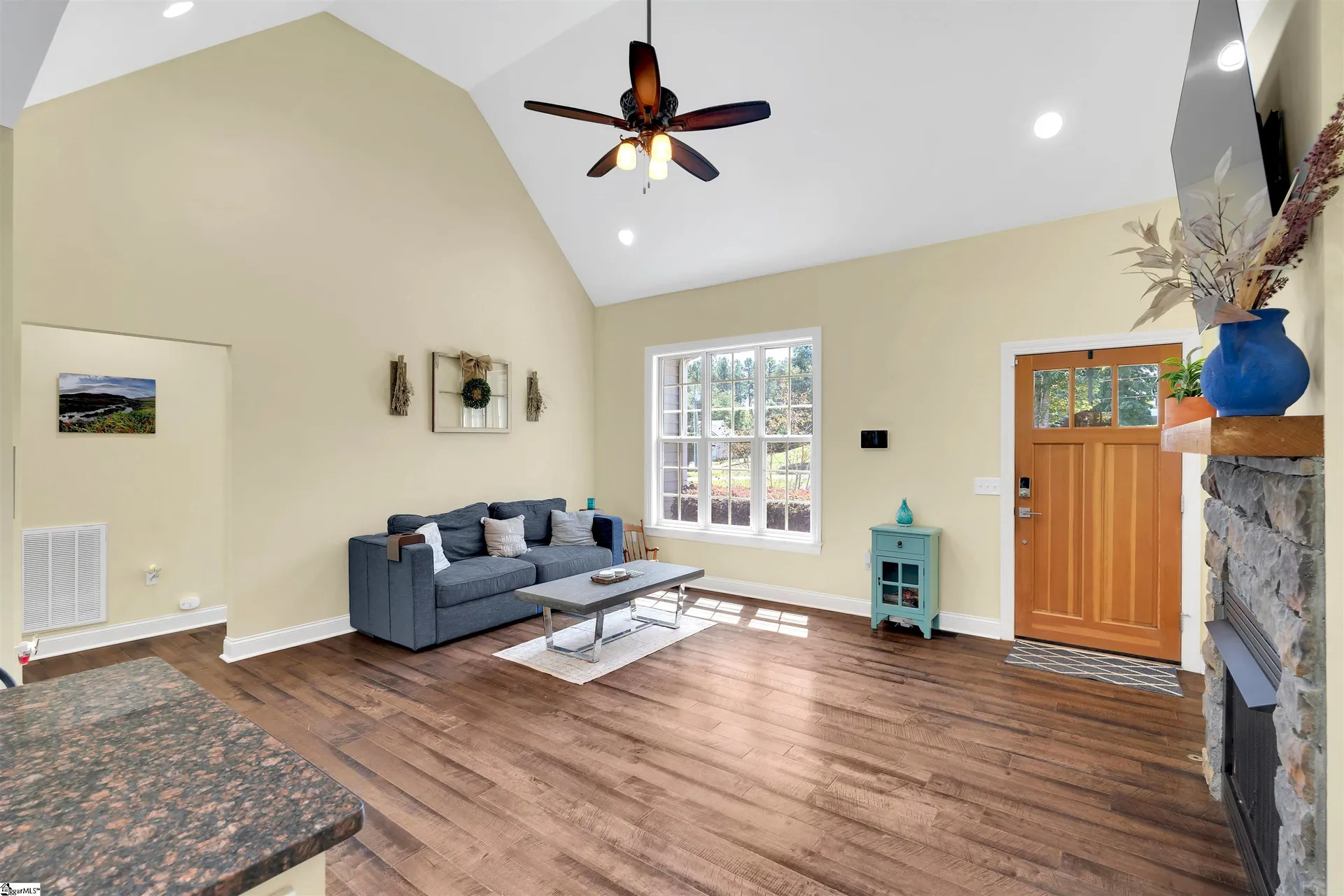 Property image 4 at 116 Ridgeland Drive, Six Mile, SC 29682