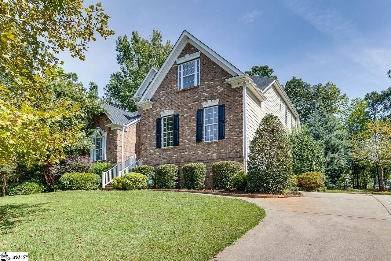 100 Yorkswell Lane