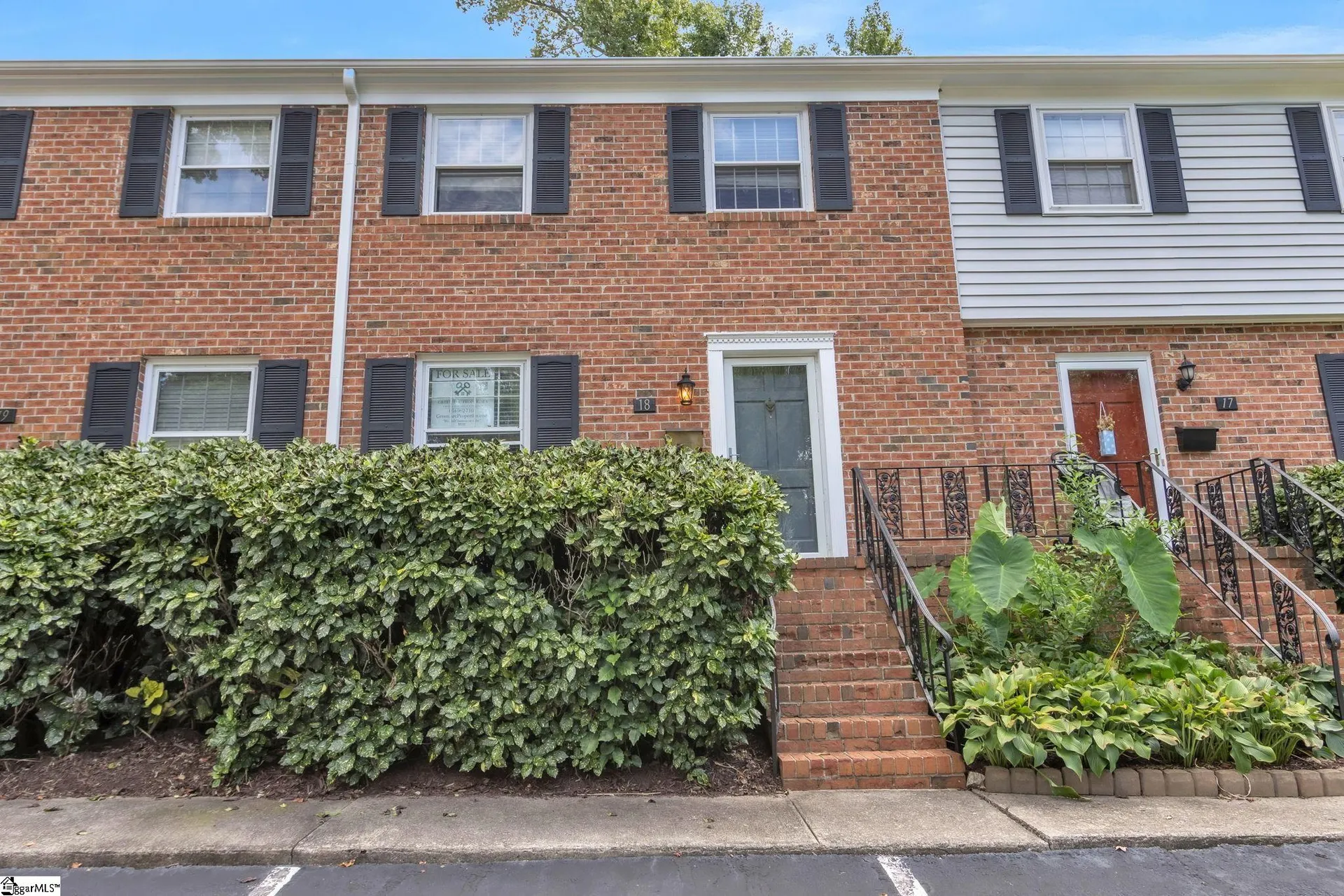 815 Edwards Road