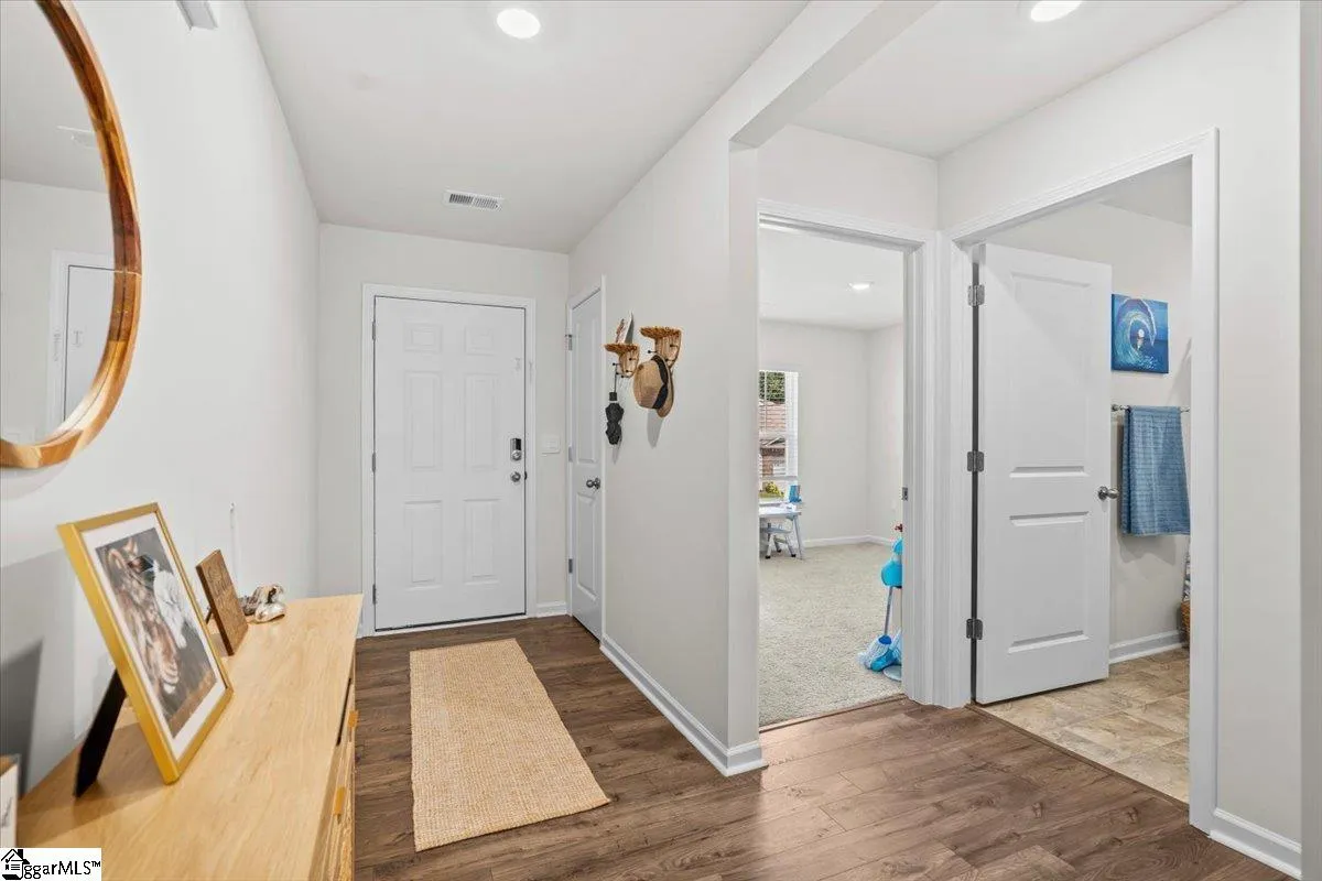 Property image 3 at 110 Ashwood Way, Easley, SC 29640