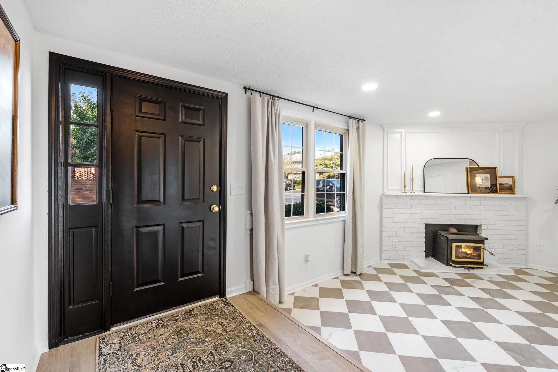 Bridgeview, Greenville Community