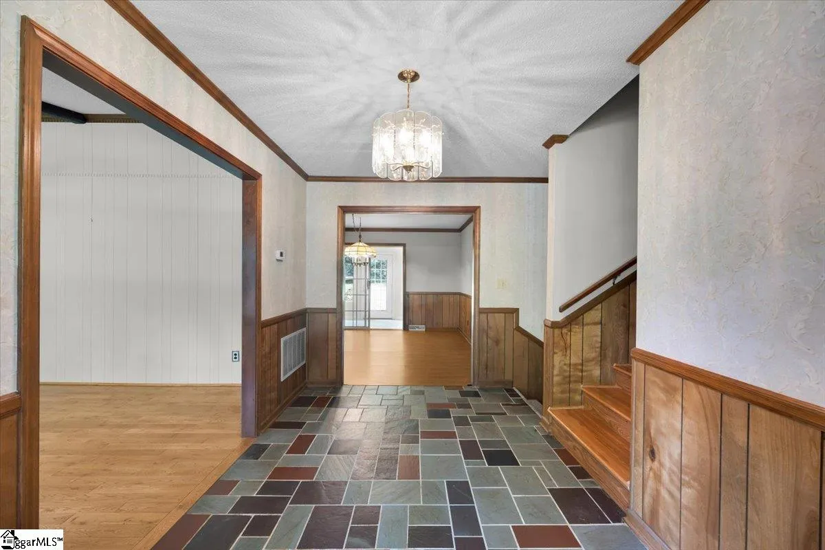 Property image 3 at 12 Lantern Drive, Greer, SC 29651
