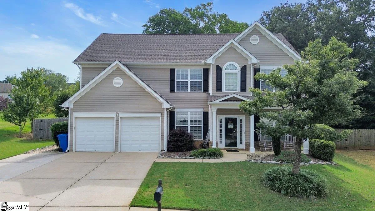 Summerfield, Greenville Community