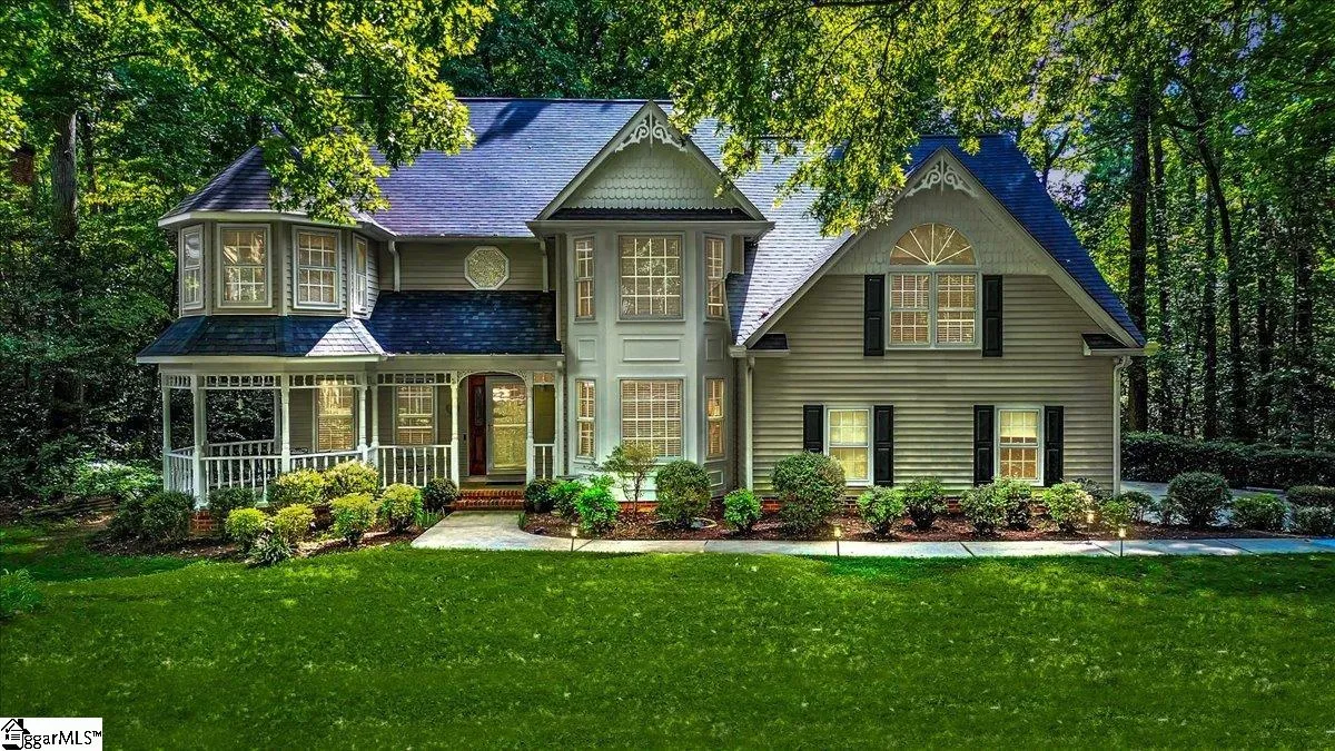 22 Crosswinds Way