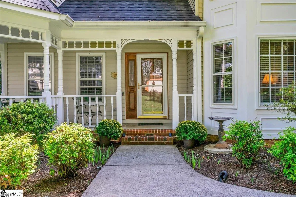 Property image 3 at 22 Crosswinds Way, Greer, SC 29650