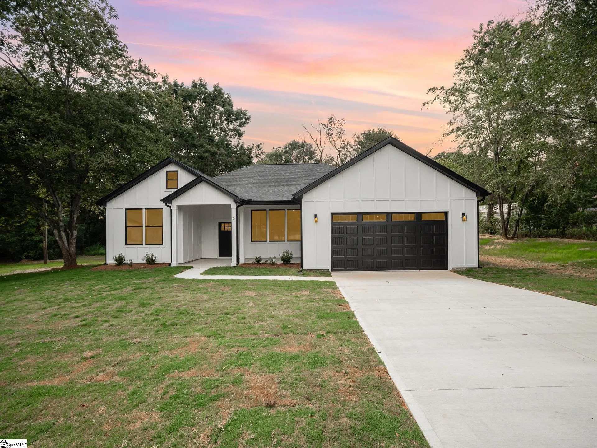 Property image 2 at 6 Gavin Place, Taylors, SC 29687
