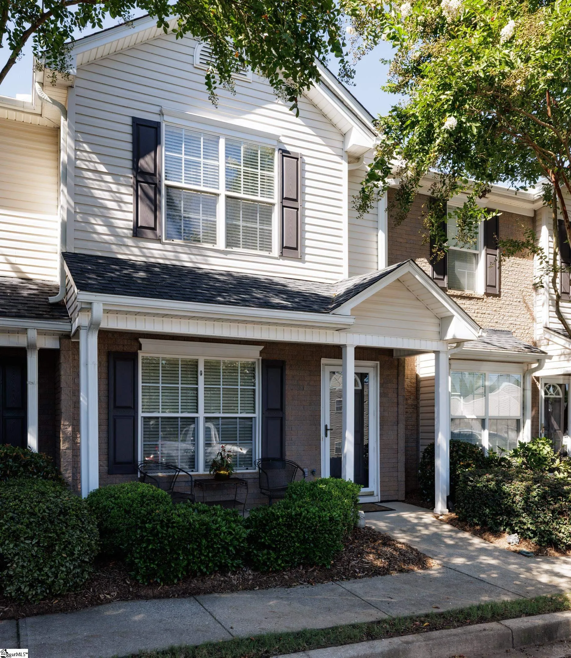 Laurel Heights, Greenville Community