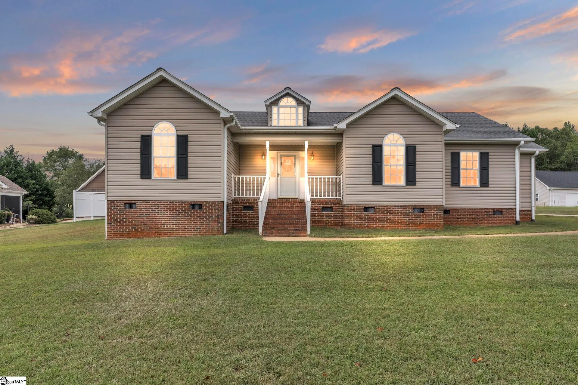 Property image 2 at 108 Brooke Lee Circle, Taylors, SC 29687