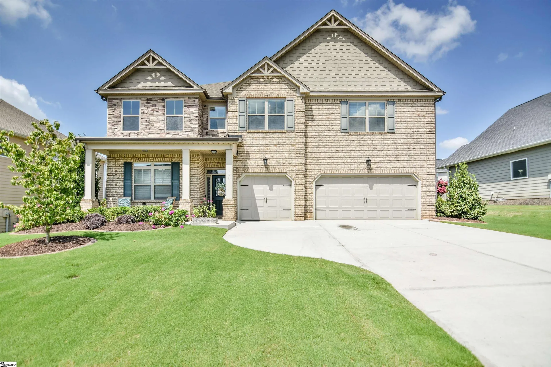 108 Foxhill Drive