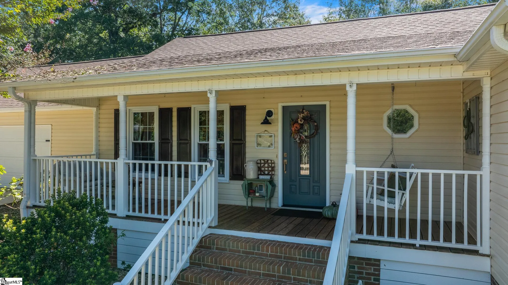 Property image 2 at 15 Otter Lane, Taylors, SC 29687