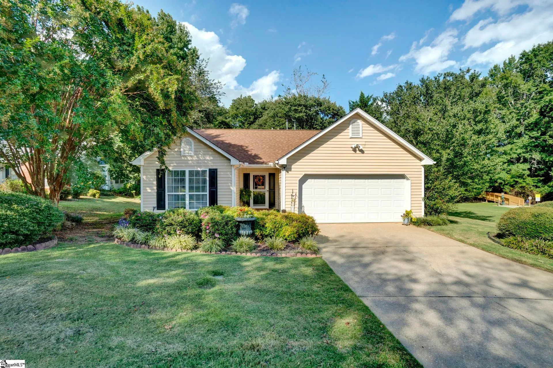 213 Fairview Lake Way