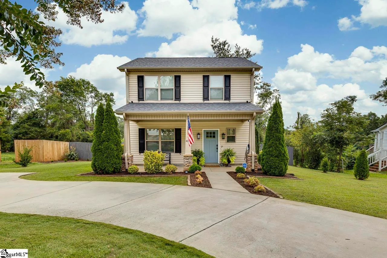 417 Laurel Tree Lane
