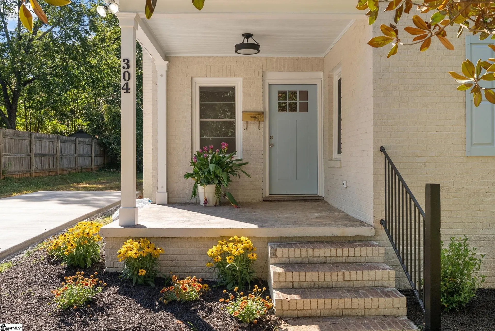 Property image 1 at 304 Wedgewood Drive, Greenville, SC 29609