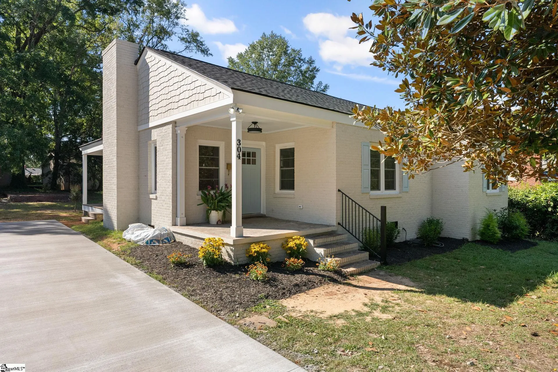 Property image 3 at 304 Wedgewood Drive, Greenville, SC 29609