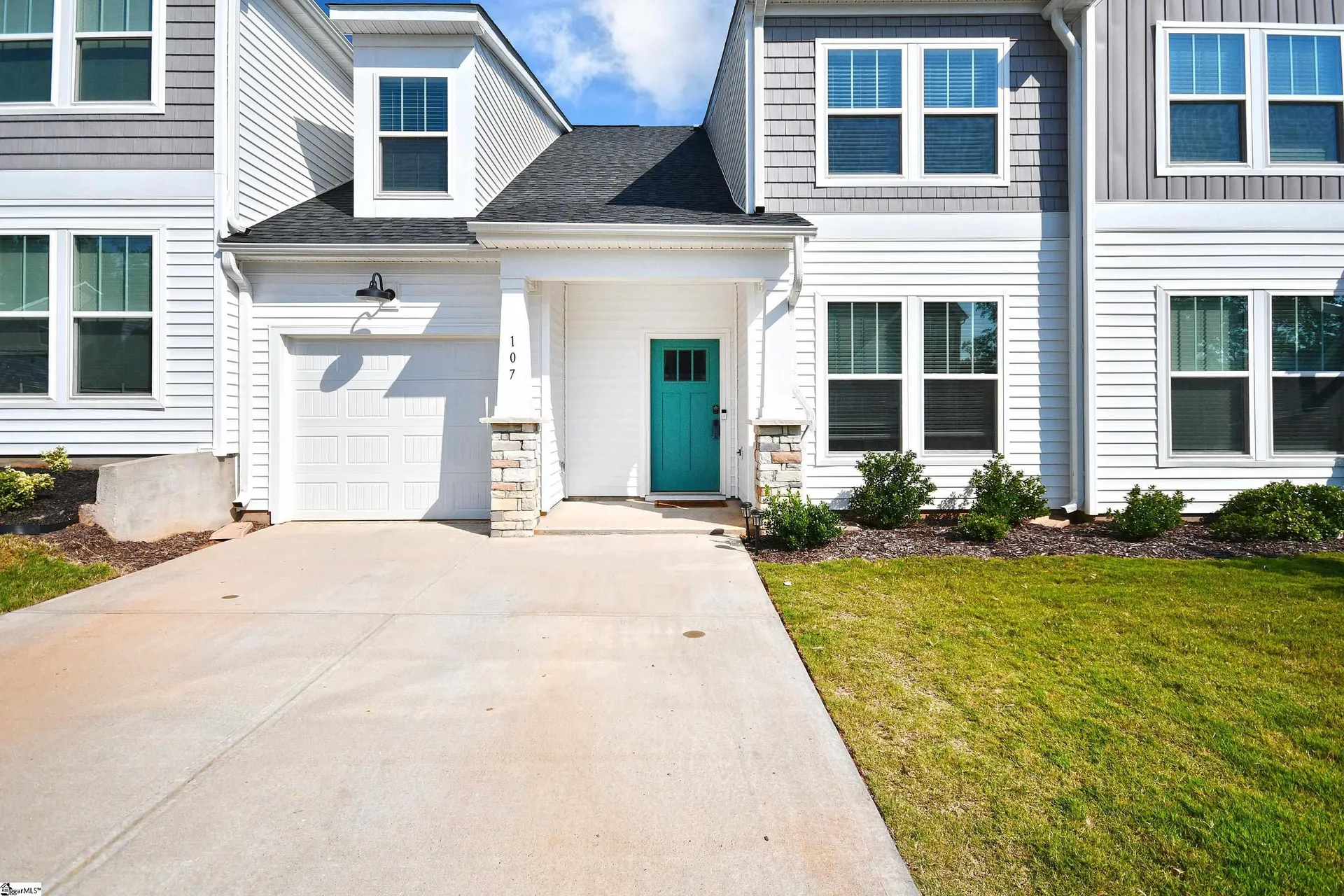 Property image 2 at 107 Thornfield Drive, Greenville, SC 29605