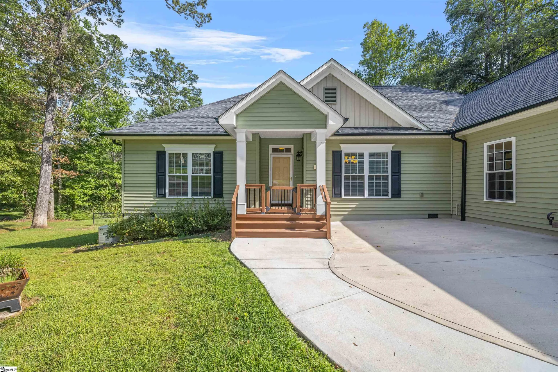 Property image 2 at 70 Washington Drive, Piedmont, SC 29673