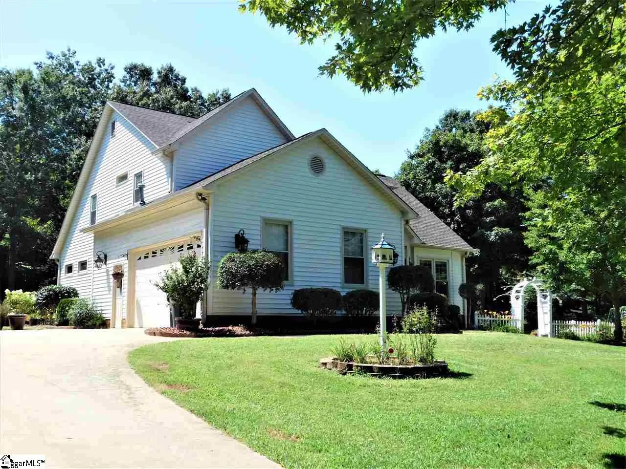 102 Lex Court