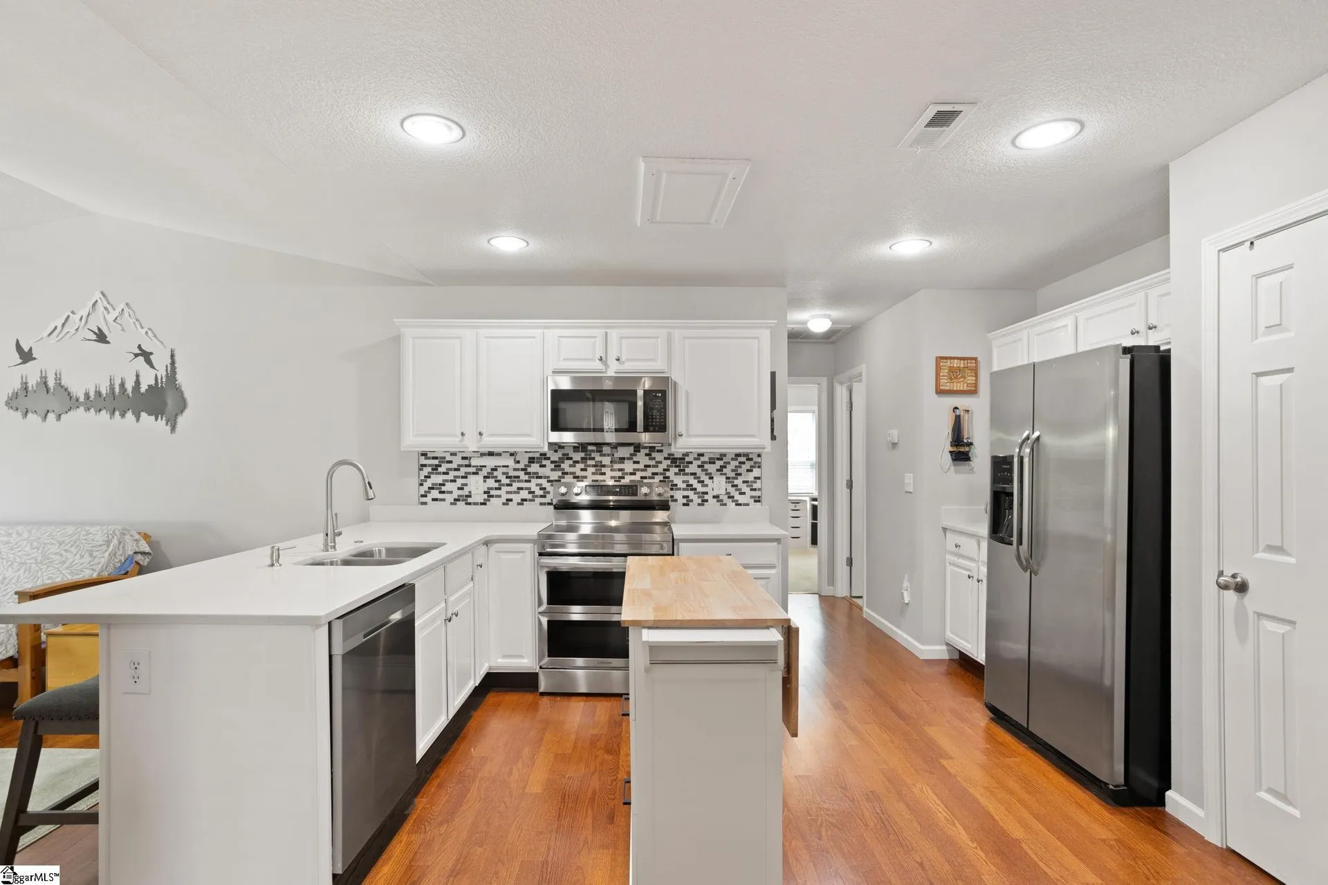 Property image 2 at 233 Sleepy River Road, Simpsonville, SC 29681