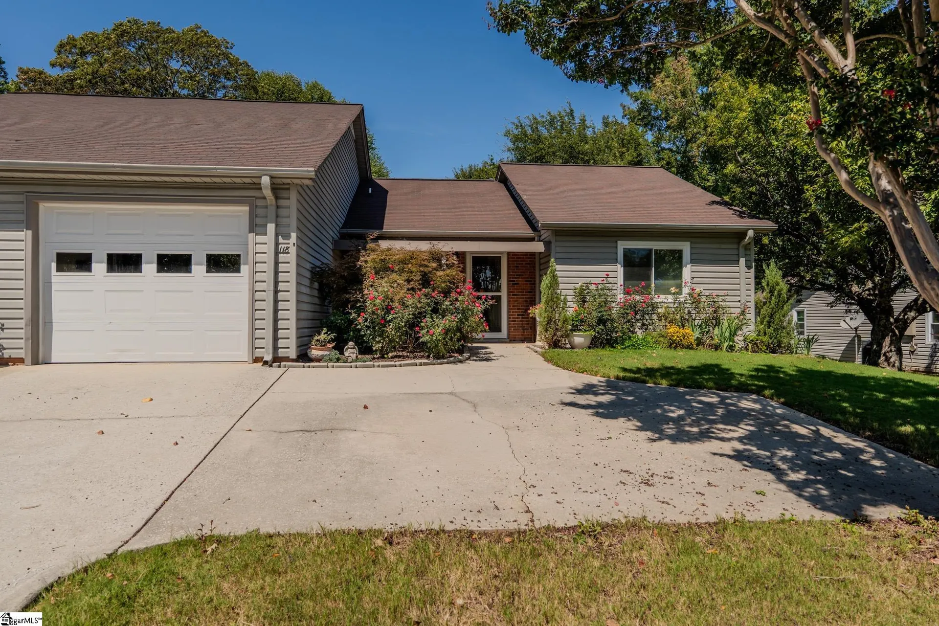 118 N Woodgreen Way
