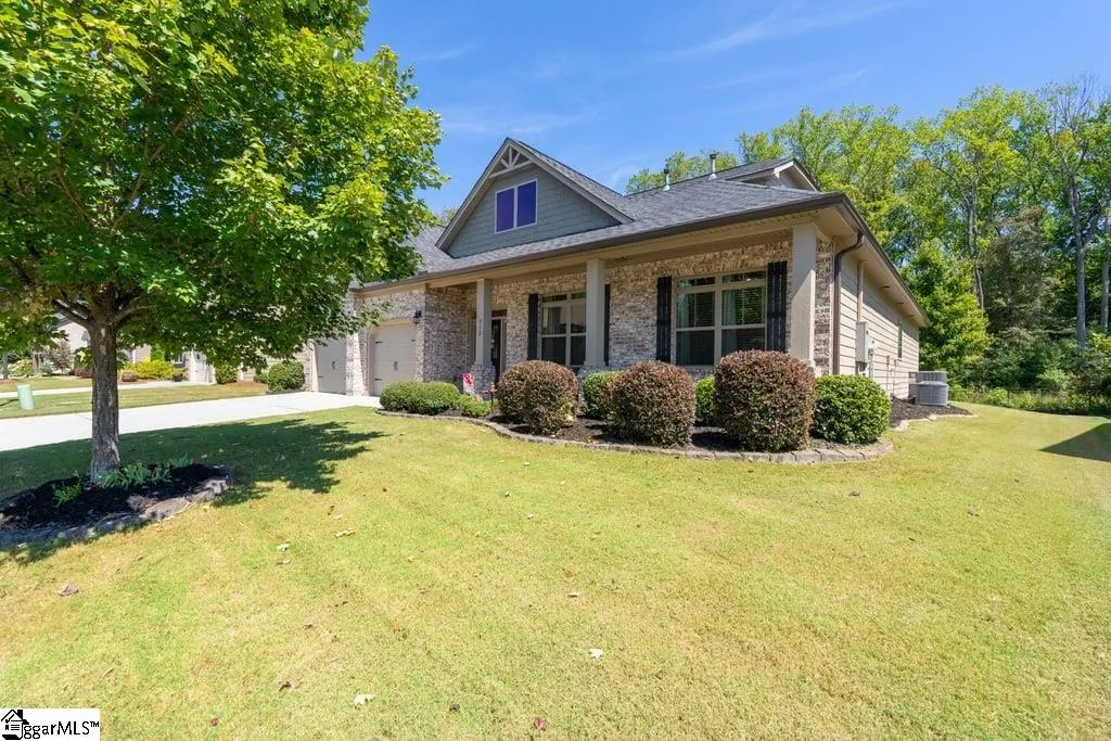 Property image 2 at 212 Meritta Trail, Greenville, SC 29615