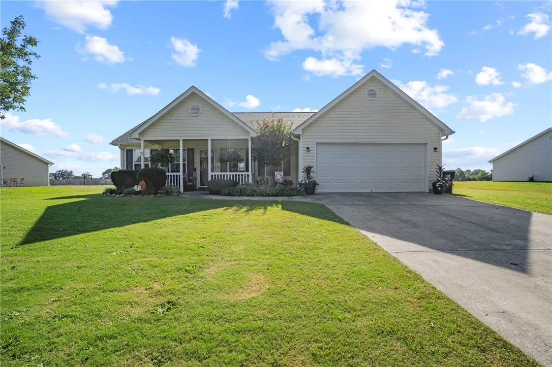 Property image 2 at 334 Creamer Road, Anderson, SC 29625