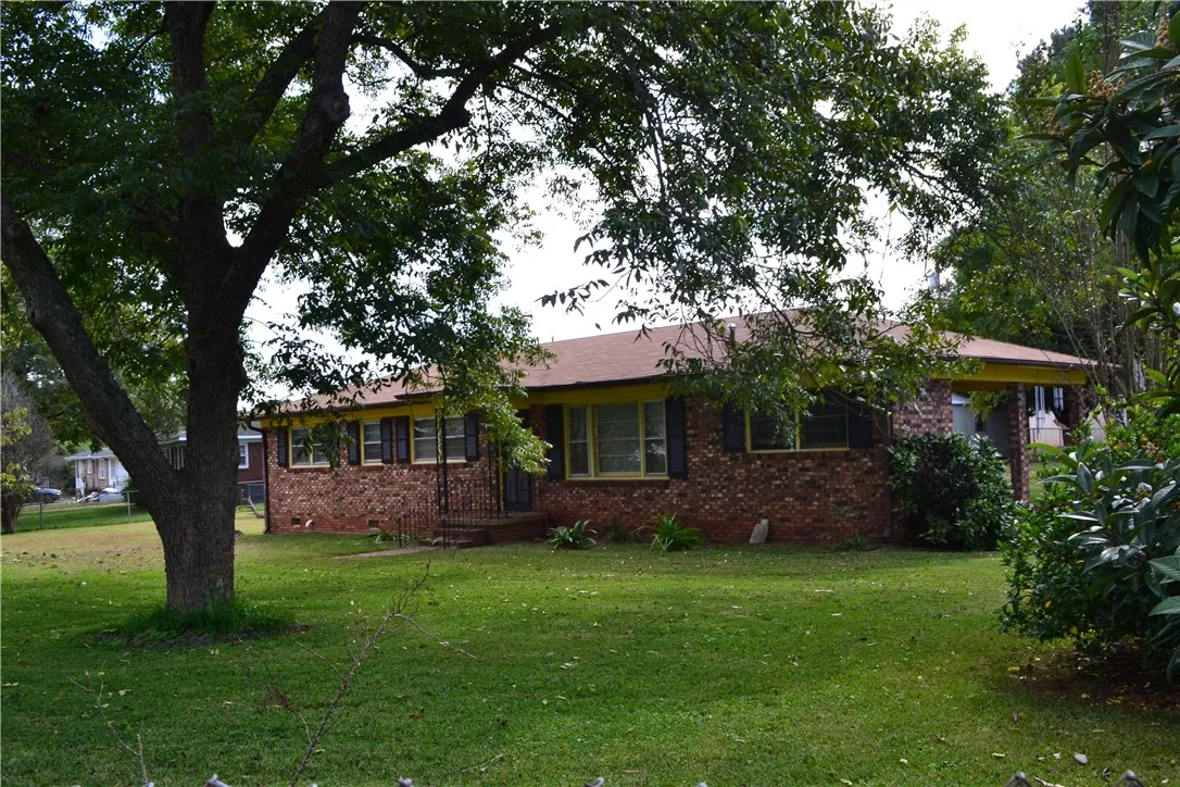 Property image 1 at 400 auburn Avenue, Anderson, SC 29626