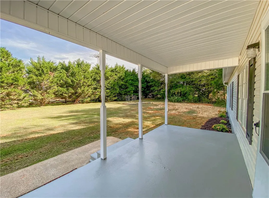 Property image 4 at 702 Poplar Springs Road, Westminster, SC 29693