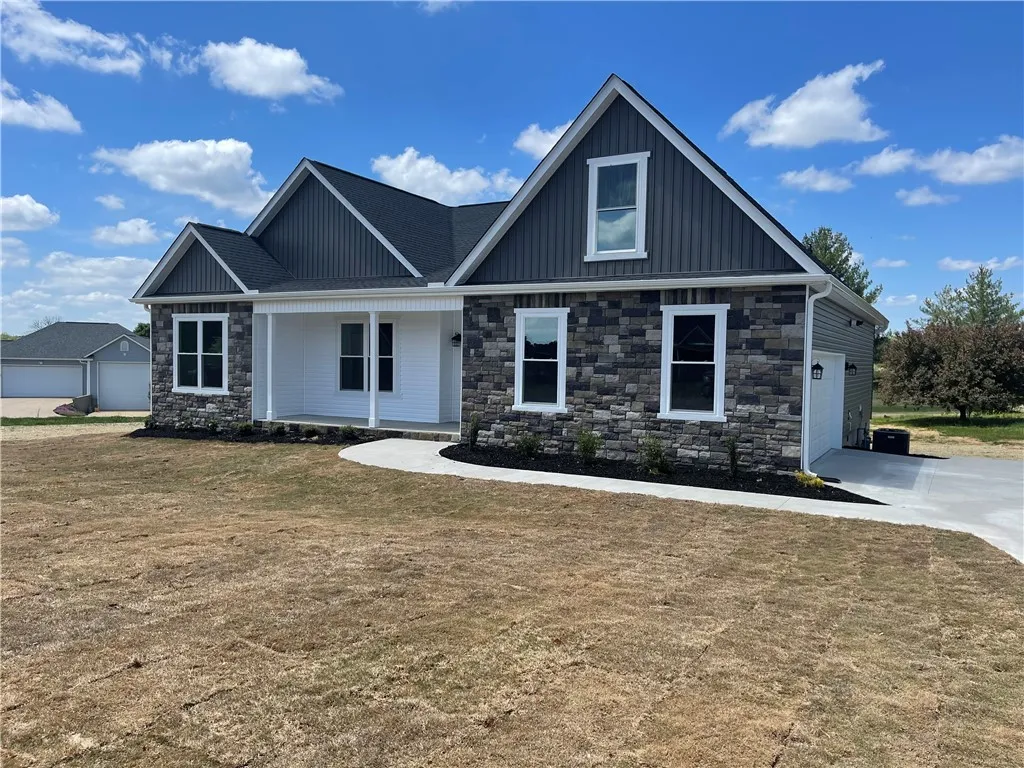 Property image 3 at 1904 Queen Drive, Walhalla, SC 29691