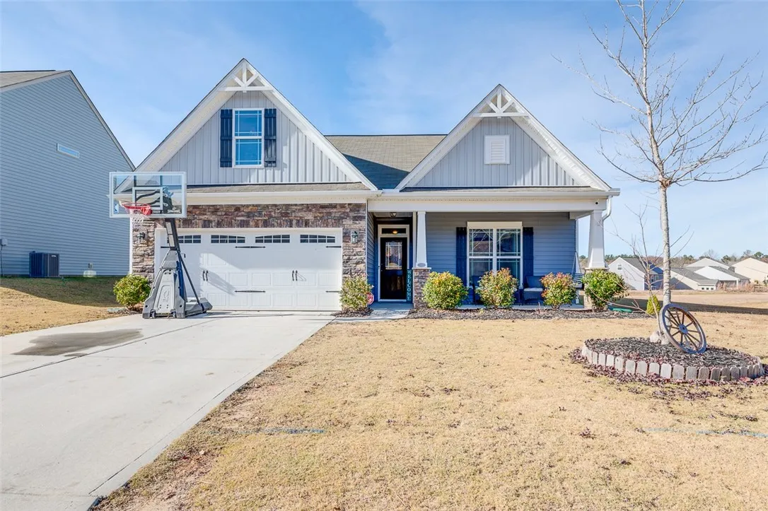 Property image 1 at 410 Basalt Court, Easley, SC 29642