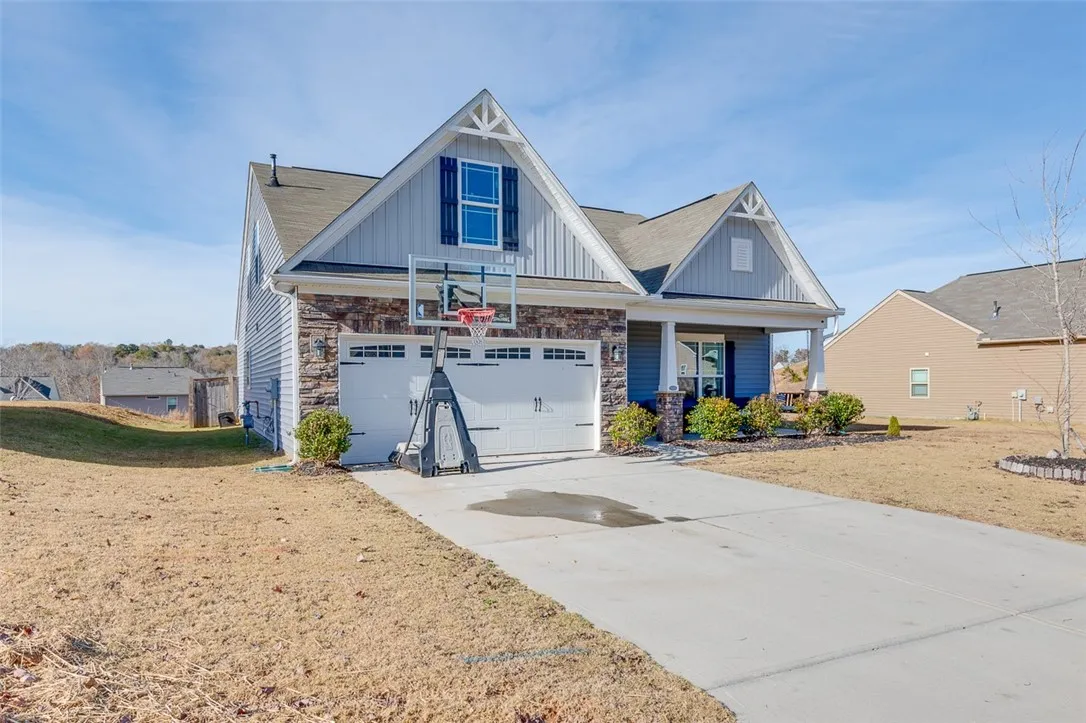 Property image 2 at 410 Basalt Court, Easley, SC 29642
