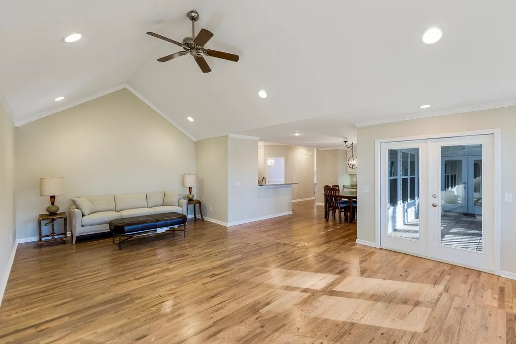 Property image 4 at 224 Sandy Shores Circle, Townville, SC 29689
