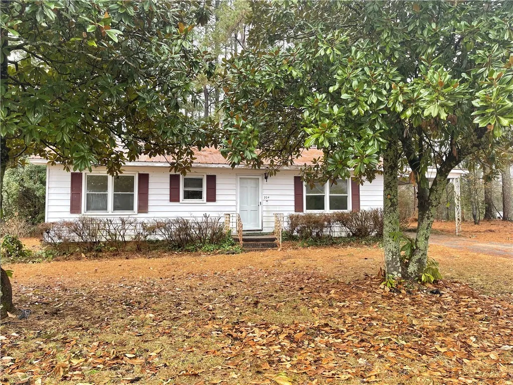 Property image 1 at 204 Torrington Road, Walhalla, SC 29691