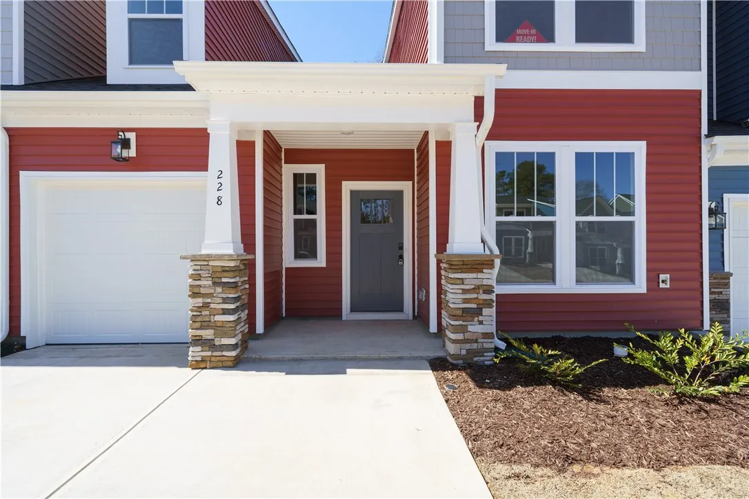 Property image 2 at 228 Rosecroft Drive, Easley, SC 29642