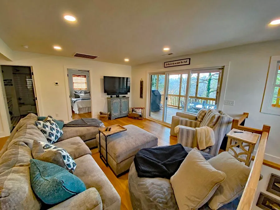 Property image 5 at 203 Dogwood Road, Townville, SC 29689