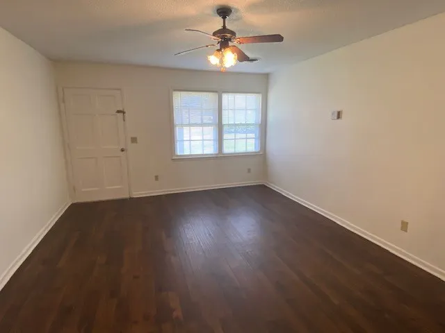 Property image 2 at 305 Pelham Creek Drive, Seneca, SC 29678
