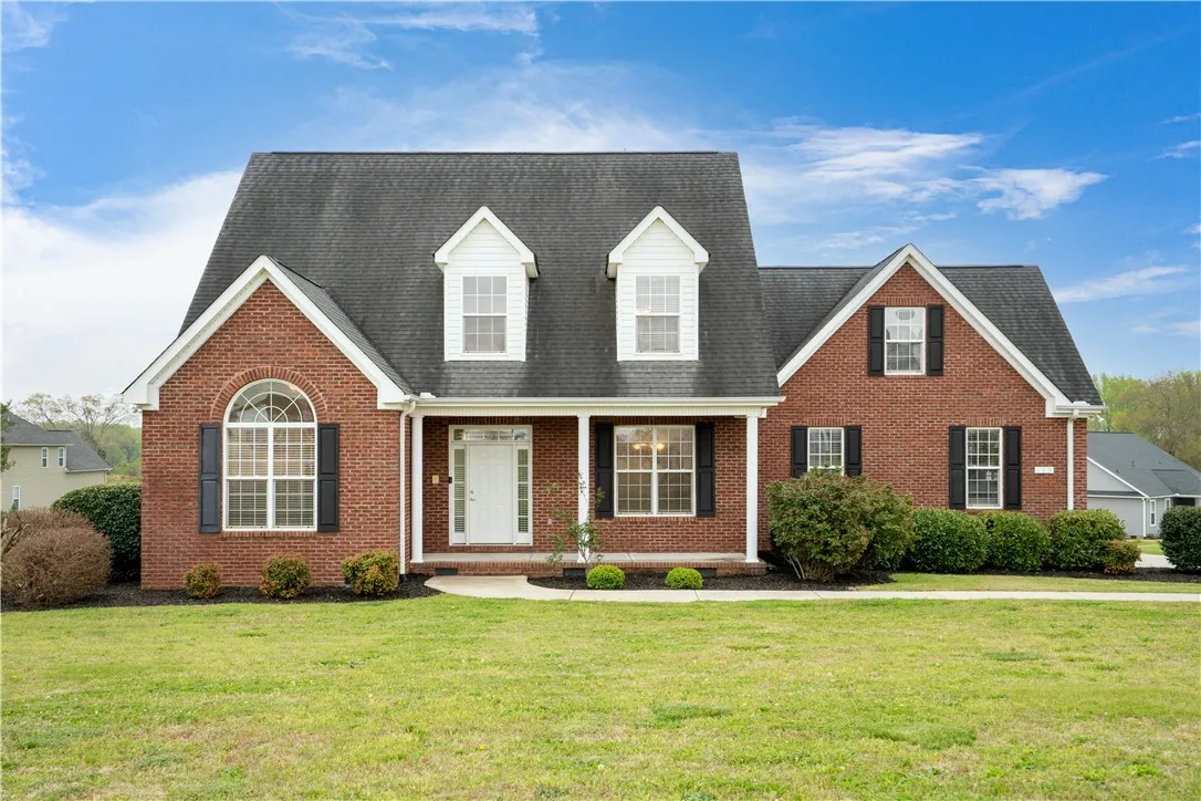 Property image 2 at 105 Windham Drive, Anderson, SC 29621
