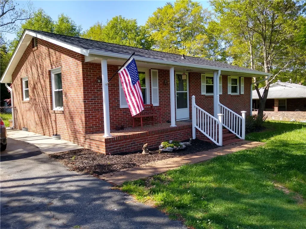 Property image 3 at 21 Nealy Street, Liberty, SC 29657